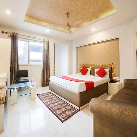 Oyo 10277 Hotel Delux Golden Ajmer Bagian luar foto