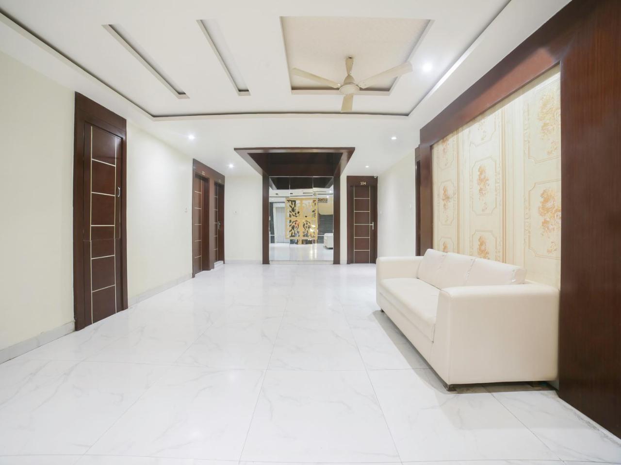 Oyo 10277 Hotel Delux Golden Ajmer Bagian luar foto