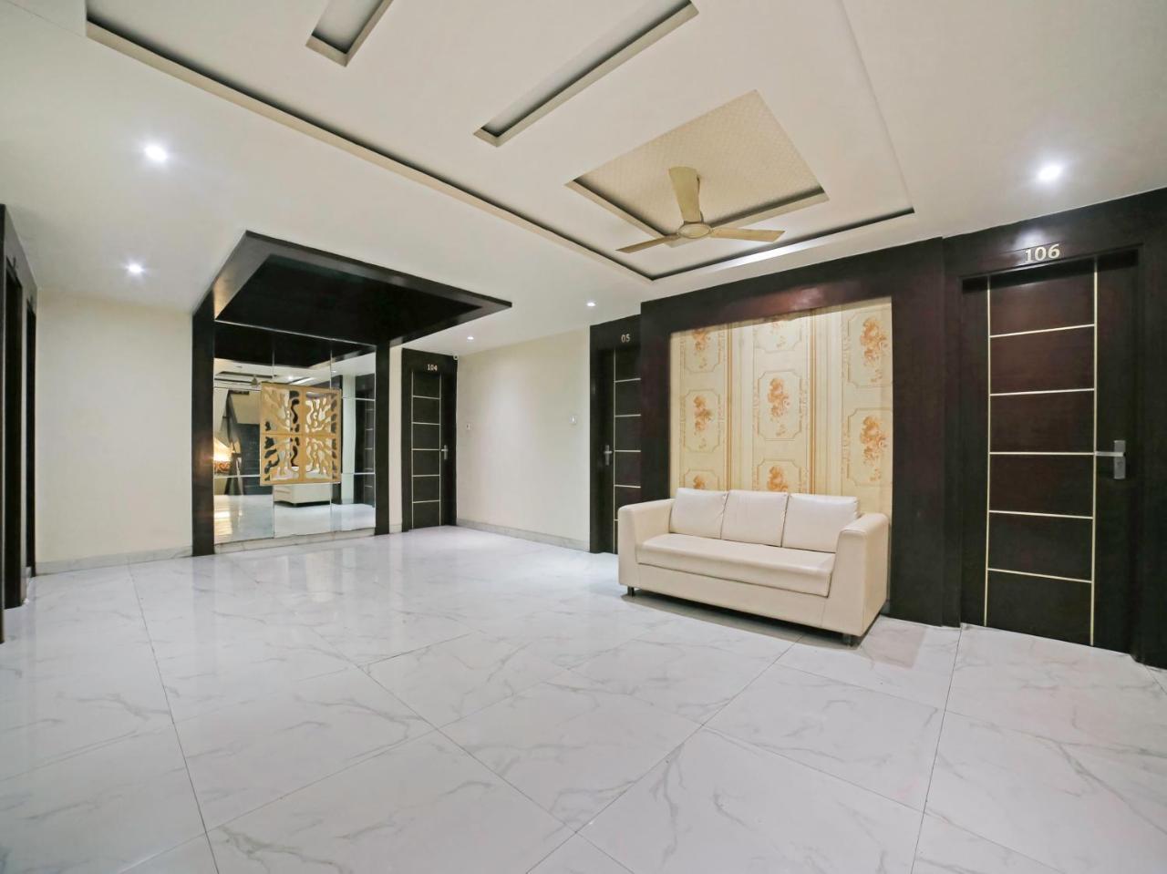 Oyo 10277 Hotel Delux Golden Ajmer Bagian luar foto