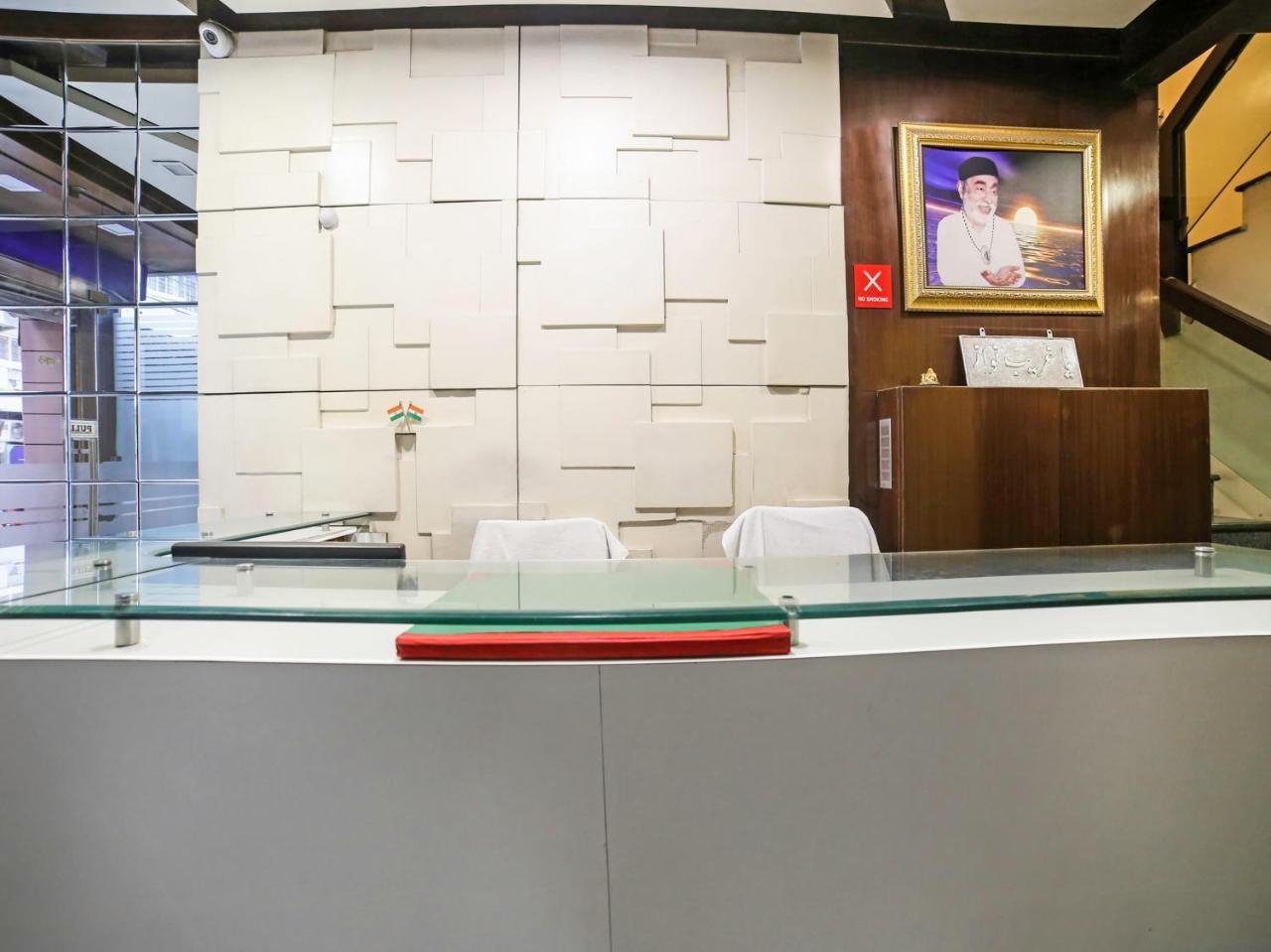 Oyo 10277 Hotel Delux Golden Ajmer Bagian luar foto