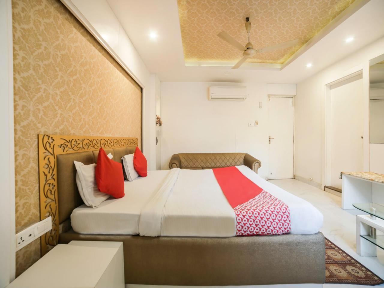 Oyo 10277 Hotel Delux Golden Ajmer Bagian luar foto