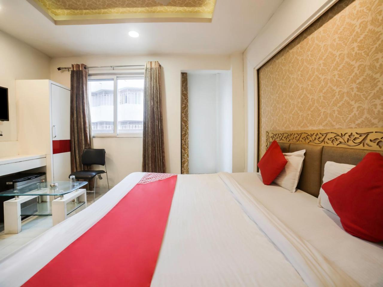 Oyo 10277 Hotel Delux Golden Ajmer Bagian luar foto