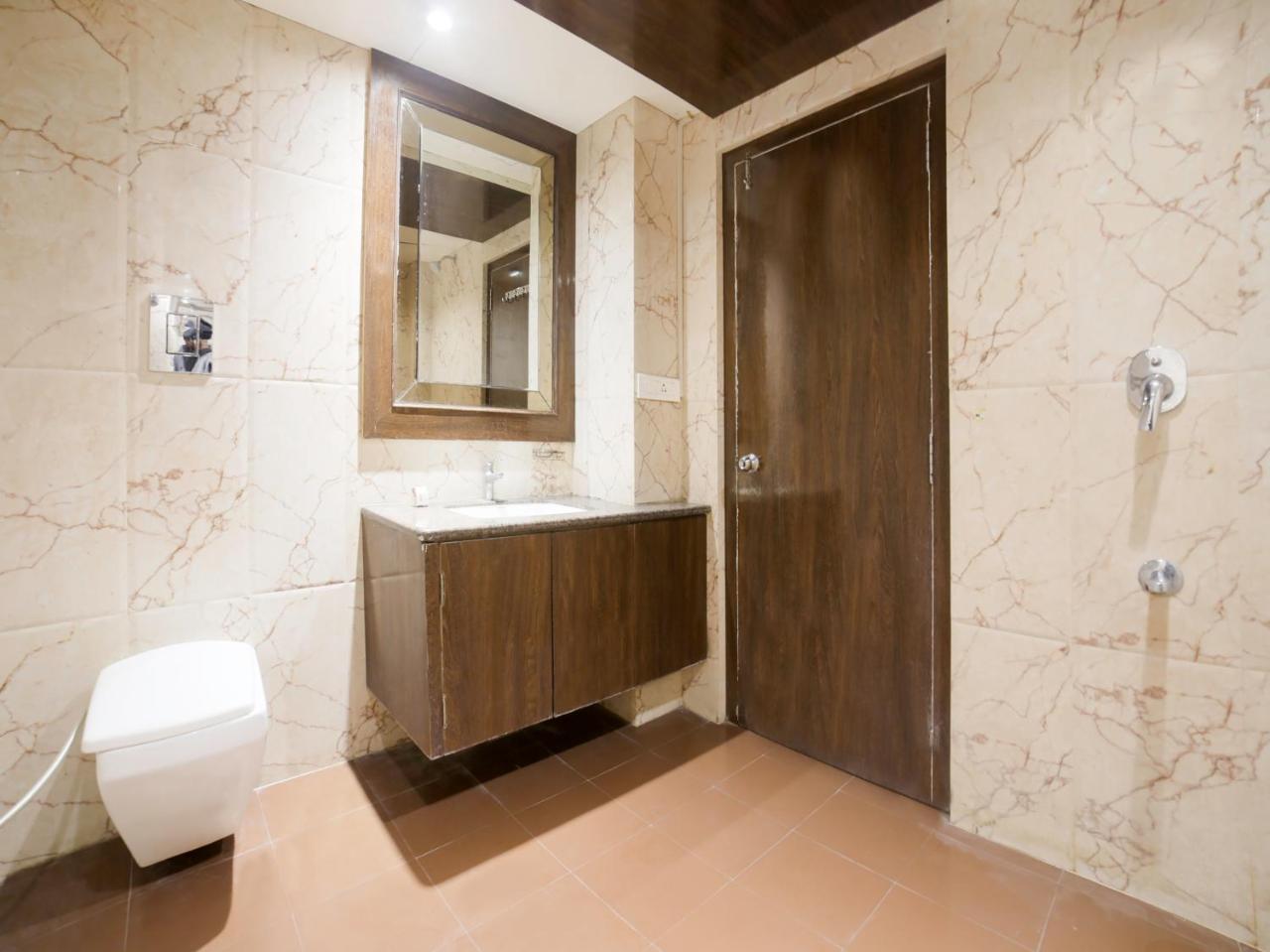 Oyo 10277 Hotel Delux Golden Ajmer Bagian luar foto