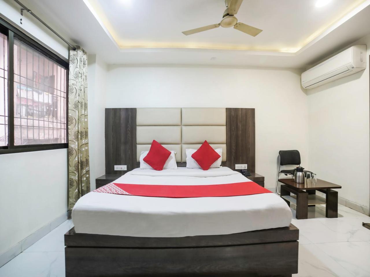 Oyo 10277 Hotel Delux Golden Ajmer Bagian luar foto